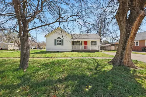 Other - 206 Pine St, Halstead, KS 67056 photo 2 of 8