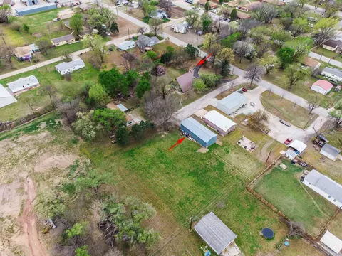 View/Area - 1107 Monroe, Harper, KS 67058 photo 6 of 9