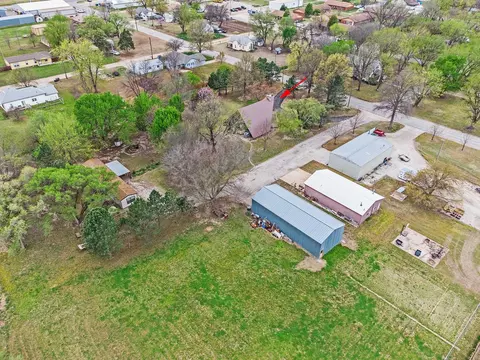 View/Area - 1107 Monroe, Harper, KS 67058 photo 8 of 9