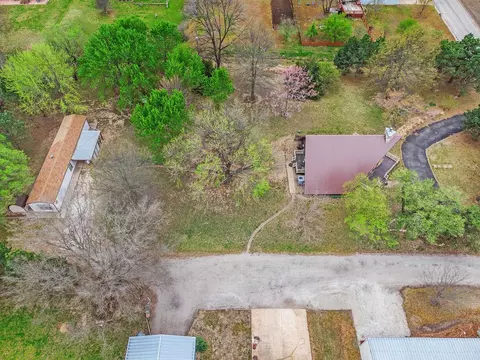 View/Area - 1107 Monroe, Harper, KS 67058 photo 3 of 9