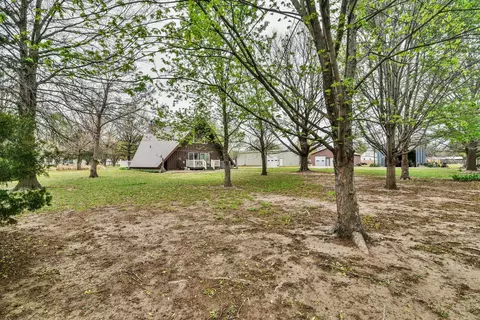 Exterior - 1107 Monroe, Harper, KS 67058 photo 7 of 9