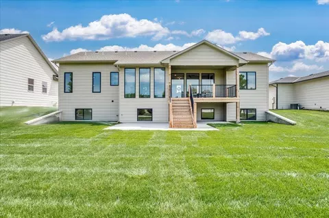 Exterior - 9646 W Cedar Ln, Maize, KS 67101 photo 3 of 5