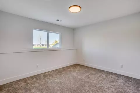 Bedroom - 9638 W Cedar Ln, Maize, KS 67101 photo 5 of 5