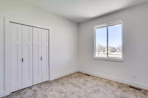 Bedroom - 9638 W Cedar Ln, Maize, KS 67101 photo 3 of 5