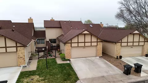 1005 Burr Oak Ln, Salina, KS 67401