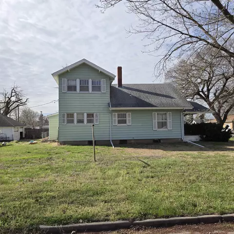 311 N 2nd St, Canton, KS 67428