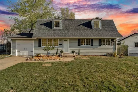 565 S Circle Dr, Derby, KS 67037