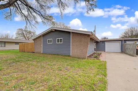 146 Taft Ct, Salina, KS 67401