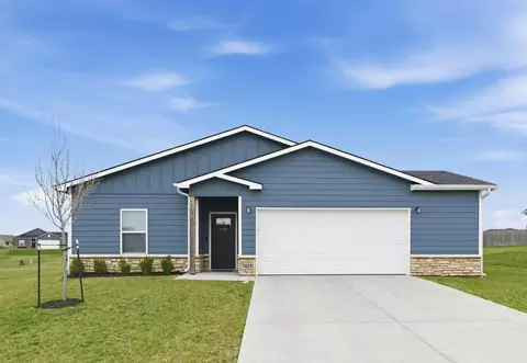 7429 E Pheasant Ridge St, Bel Aire, KS 67226