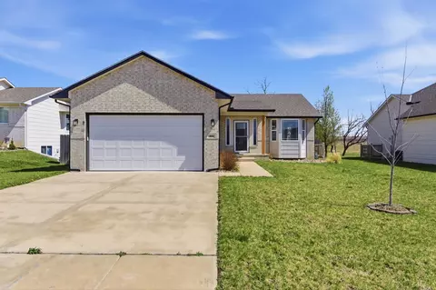 804 S Hedgewood, Andover, KS 67002