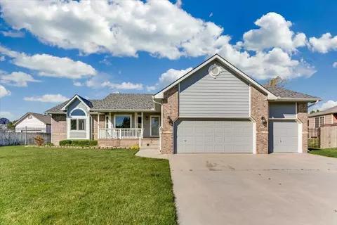 105 S Strode Ave, Rose Hill, KS 67133