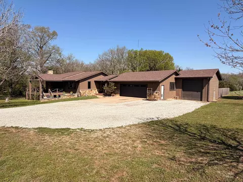 3140 N 15th, Arkansas City, KS 67005