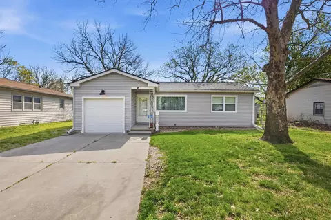 244 N Gow Ave, Wichita, KS 67203