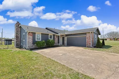 113 W Berlin, Rose Hill, KS 67133