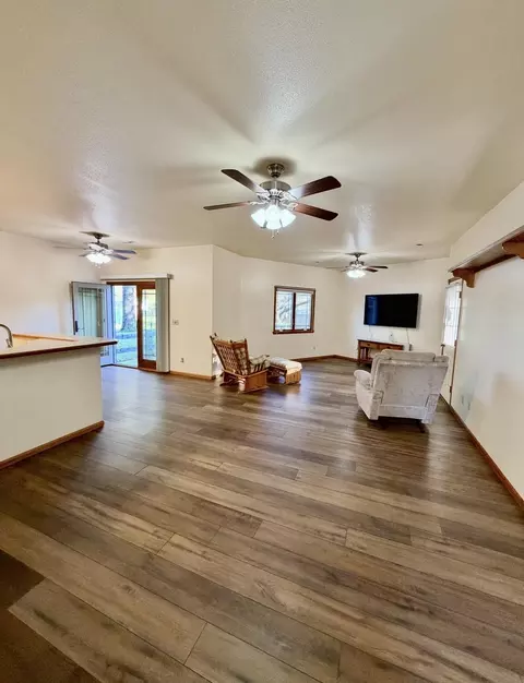 Living - 207 Miller Ave, Mulvane, KS 67110 photo 1 of 1