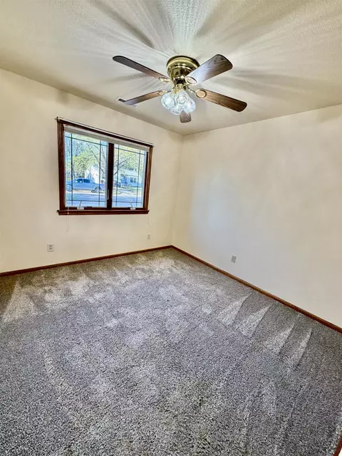Bedroom - 207 Miller Ave, Mulvane, KS 67110 photo 5 of 6