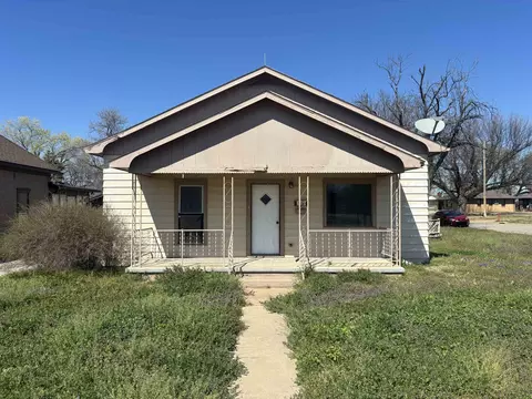328 Main St, Kiowa, KS 67070