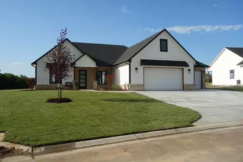 1627 Diamond Cir, Mulvane, KS 67110
