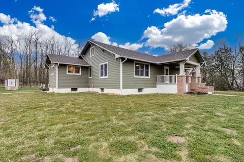 5817 S Huntsville Rd, Plevna, KS 67568