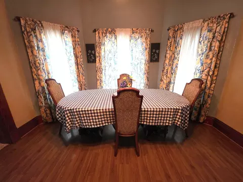 Dining - 821 E 14th, Winfield, KS 67156 photo 2 of 2