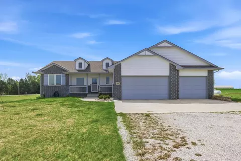 24801 W Indian Ridge St, Andale, KS 67001