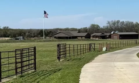 3496 SW 100th St, Augusta, KS 67010