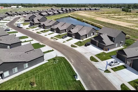 16313-16315 W Lynndale St, Goddard, KS 67052