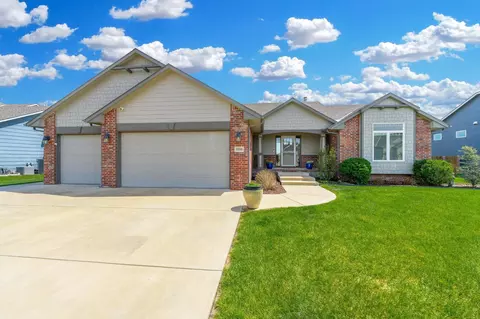 1510 N Blackstone St, Wichita, KS 67235