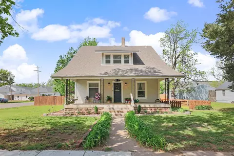 151 S Lee St, Clearwater, KS 67026