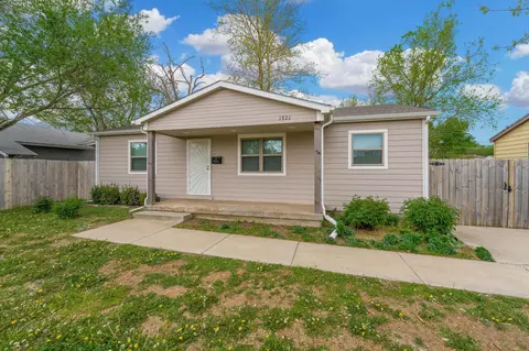 1921 E 51st St S, Wichita, KS 67216