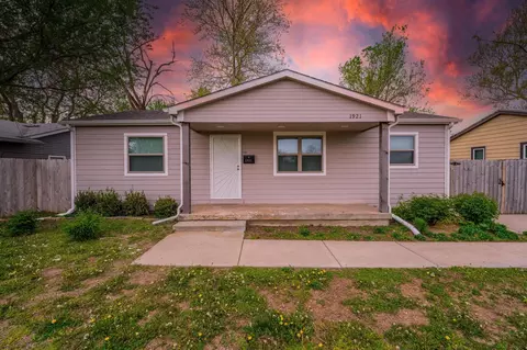 1921 E 51st St S, Wichita, KS 67216