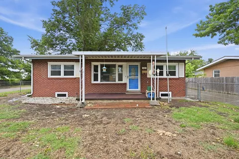 1101 W 4th St, Haysville, KS 67060