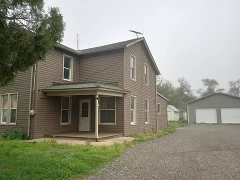 522 North, Halstead, KS 67056
