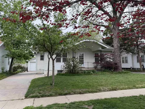 1037 N Perry Ave, Wichita, KS 67203