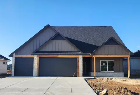 742 N Rainbow Lake Ct, Wichita, KS 67235