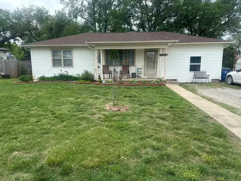 145 N Ohio, Benton, KS 67017