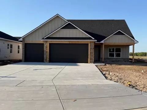 734 N Rainbow Lake Ct, Wichita, KS 67235