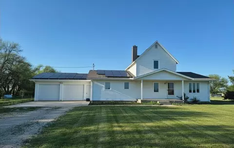 2352 Comanche, Galva, KS 67443