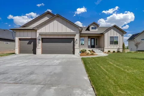 253 N Ciderbluff Ct, Goddard, KS 67052