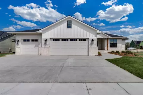 265 N Ciderbluff Ct, Goddard, KS 67052