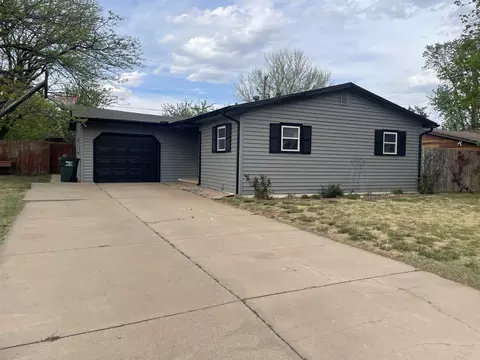 1700 Cherry Ln, Great Bend, KS 67530