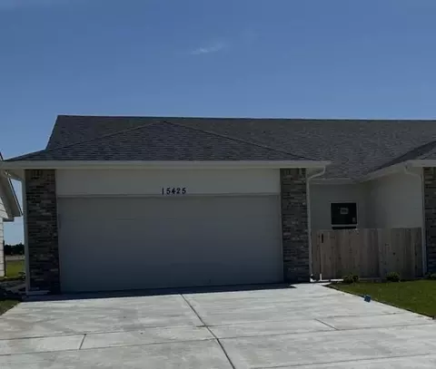 15425 W Josephine St, Goddard, KS 67052
