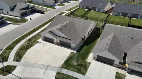 1737-1739 S Limuel St, Wichita, KS 67205