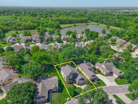 11725 W Alderny Ct #6, Wichita, KS 67212