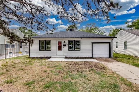 1333 N Dellrose Ave, Wichita, KS 67208