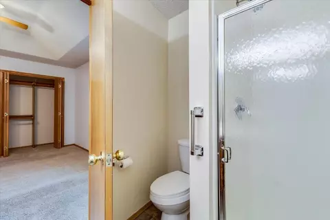Bath - 118 E Chestnut, Mulvane, KS 67110 photo 1 of 4