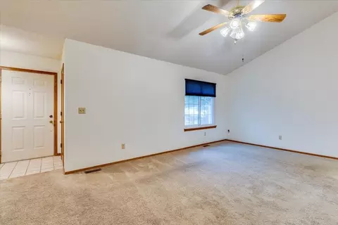 Living - 118 E Chestnut, Mulvane, KS 67110 photo 1 of 4
