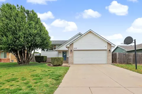 4918 S Mount Carmel St, Wichita, KS 67217