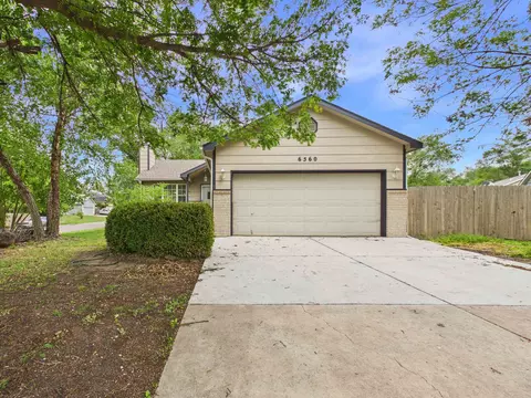 6560 N Tarrytown St, Park City, KS 67219