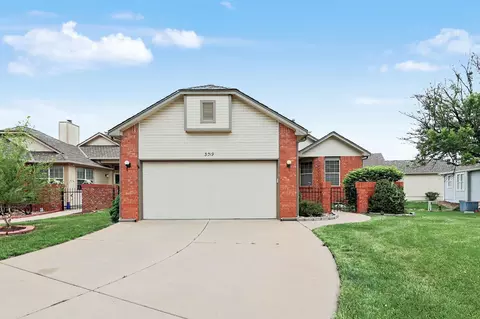 3019 N Bramblewood St, Wichita, KS 67226